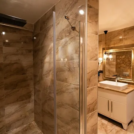 Mas Nisantasi Szálloda