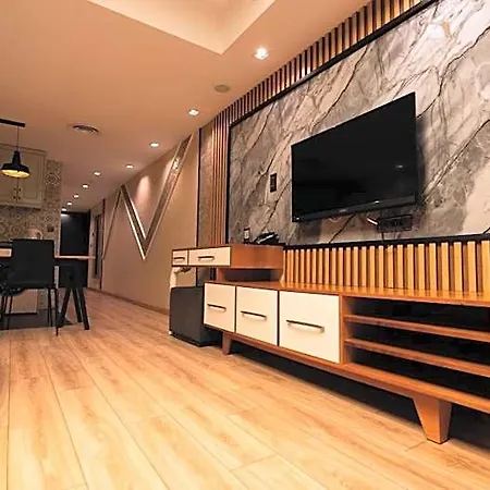 Hotel Mas Nisantasi 2*