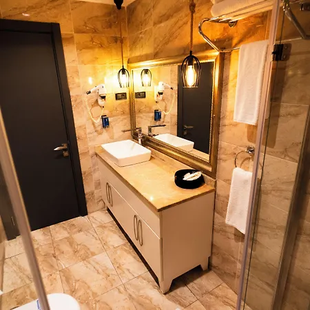 Mas Nisantasi Hotel 2*