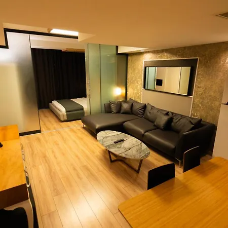 Hotel Mas Nisantasi 2*